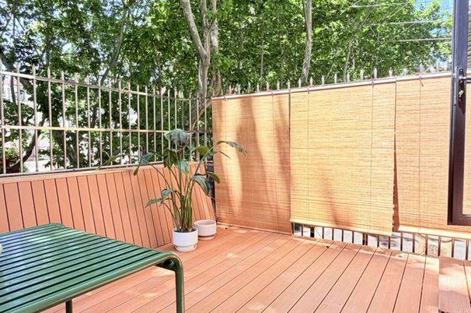 1Bdr 1bath Apt/Modern&Clean  L10/11 Jiaotong Uni./Xinhua Rd/Huge Terrace/stairs