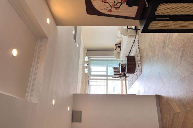 Modern 2brs with balcony belong to Tianzifang area ,