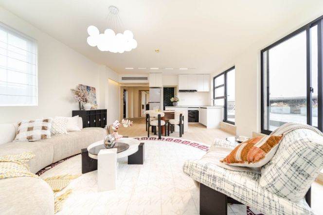 Suzhou creek, 2Br 1Big Terrace 168Sqm, Jiang su rd., L2/11/13