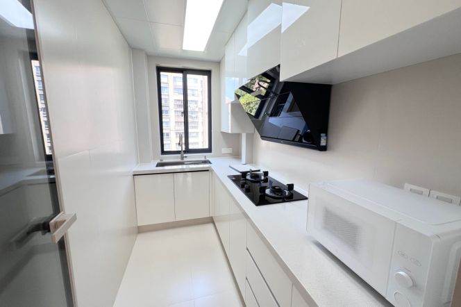 Nice new 2br,1bth,floor heating,close to Korean Town, Metro Line 9