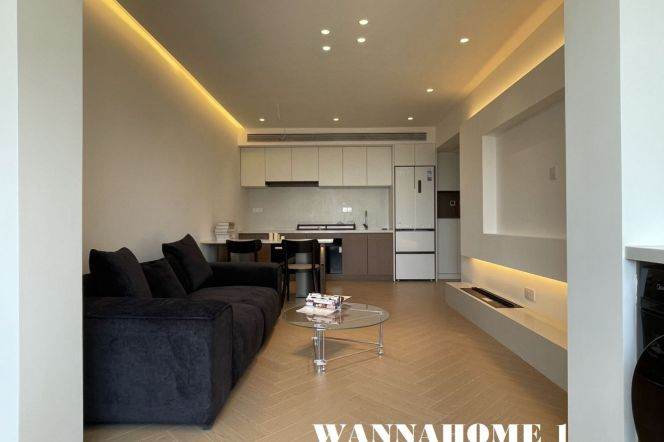 Stunning View+Modern&Bright&New&Spacious 1Bdr 1Bath Apt+Jing'an Temple/Large Covered Balcony 