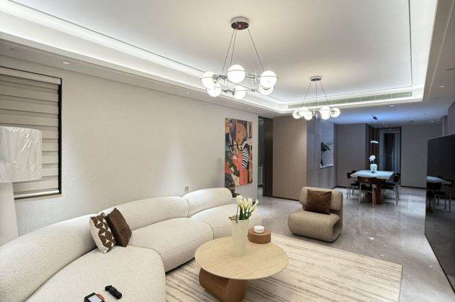 217㎡ 3BR 2BTH w/ Floor Heating nr XinZha RD M1