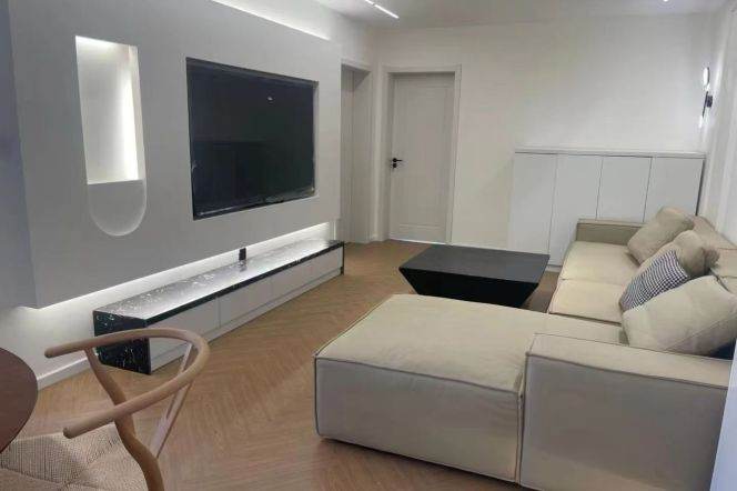 14.5k Comfort 2Br with floor heating at 29th floor Nr Changping Rd.line7