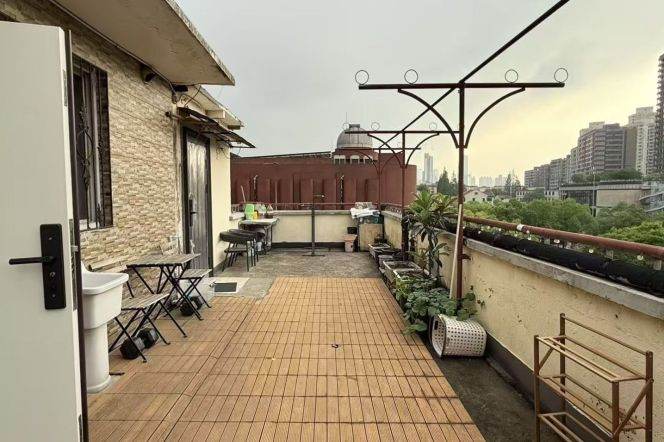 great value -1br - wulumuqi road - line 2/7/14 jing’an temple 