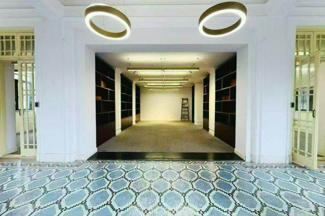 Creative Park High ceiling office nr JiangSu RD M2/11