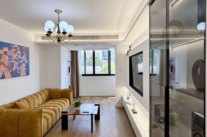 1Bdr 1Bath/Spacious&New Line 2/15 Loushanguan Rd/Refined Decoration/elevator