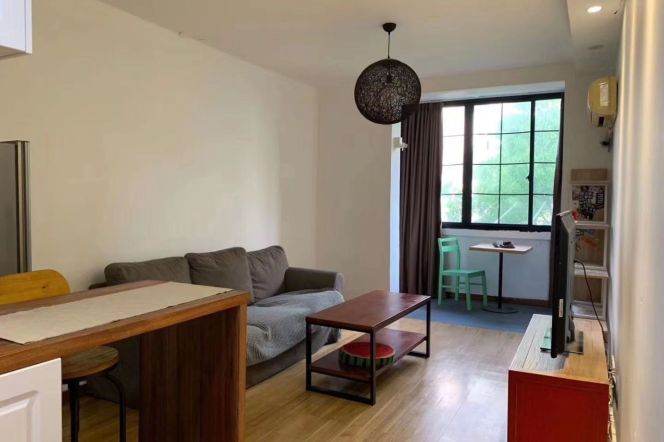 Quality 1Bed Seperated Living Room@Fumin Road/JingAn Temple 