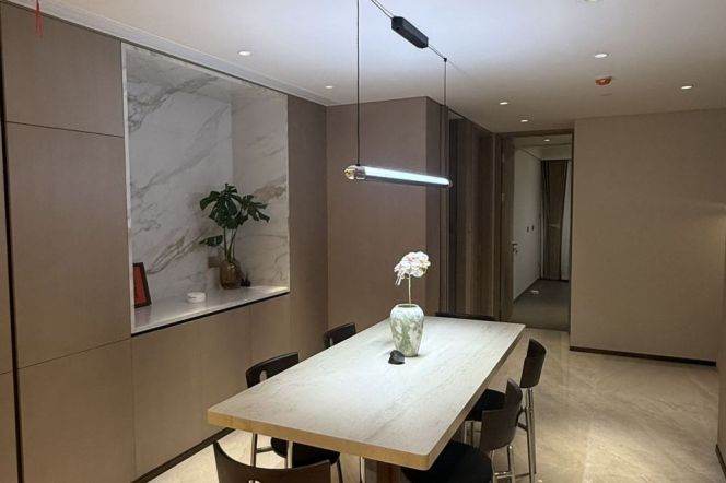 217㎡ 3BR 2BTH w/ Floor Heating nr XinZha RD M1