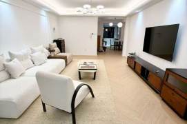 Brand new 3brs/141sqm & heating/elevator @Longyang Rd & Line 2/7