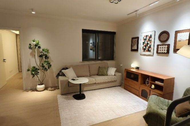 2Br,90sqm,ChangNing,WeiNing Rd.
