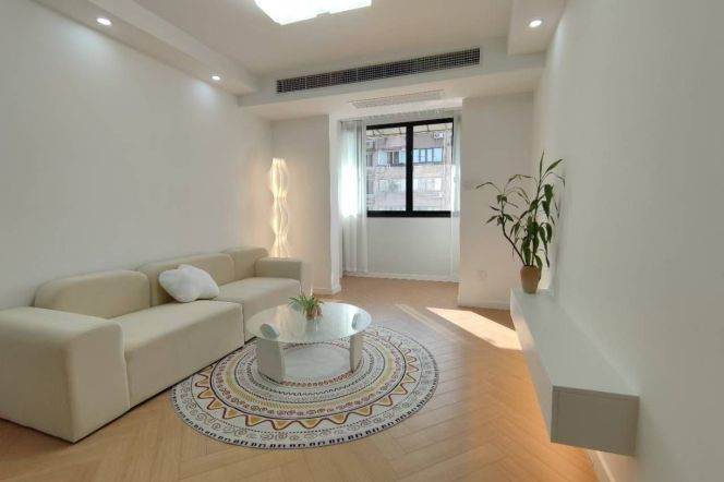 Loushanguan Rd Station Elevator 1Br Line2/15