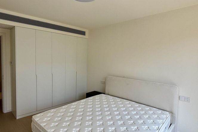 2Bdrs Apt/Line 2/15 Loushanguan Rd/ Zhongshan Park/Fabulous&Spacious/elevator