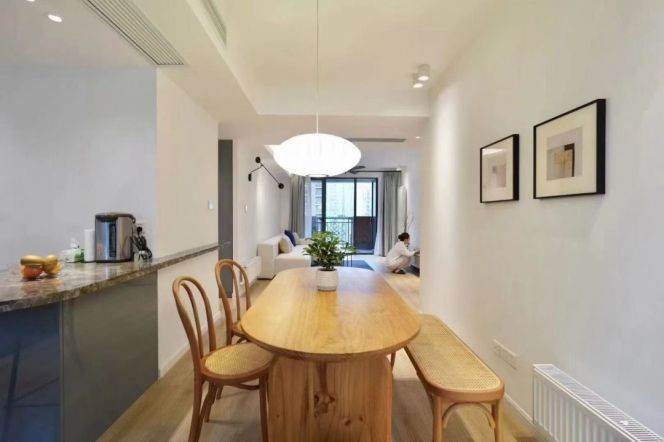 Line 14 Wudin Road Metro Station, 3-bedroom apartment with an outdoor balcony