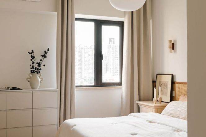 Modern 2BR Elevator Apt w/Terrace | Lujiazui Views, Jing'an