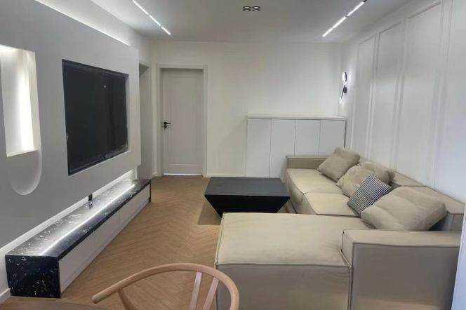14.5k Comfort 2Br with floor heating at 29th floor Nr Changping Rd.line7