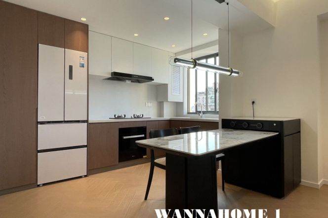 New&Spacious&Modern&Bright 2Bdrs 1Bath Apt+Large Storage/Jing An Temple +L14 Wu Ding Rd