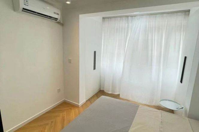Lovely modern decor one bedroom near Zhongshan park 