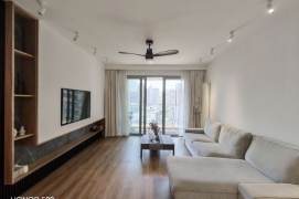 Good view, Xujiahui, 3Br 2Ba 150Sqm, L1/9/11