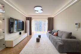 Nice new 2br,1bth,floor heating,close to Korean Town, Metro Line 9