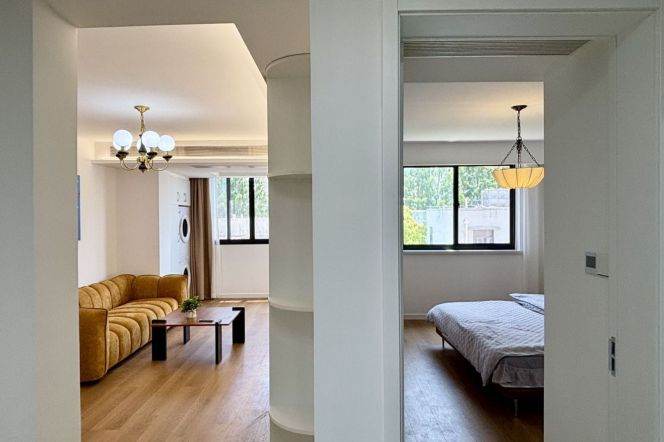 1Bdr 1Bath/Spacious&New Line 2/15 Loushanguan Rd/Refined Decoration/elevator