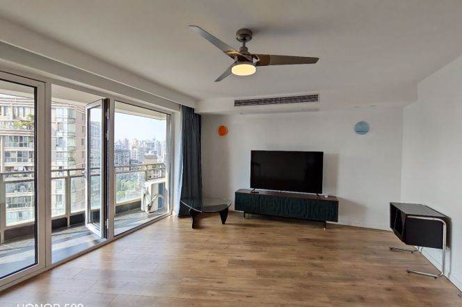 Suzhou creek view, 3Br 2Ba 167Sqm, Wuning rd., L13/14