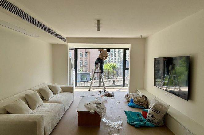 2Bdrs Apt/Line 2/15 Loushanguan Rd/ Zhongshan Park/Fabulous&Spacious/elevator