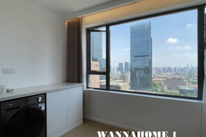 Stunning View+Modern&Bright&New&Spacious 1Bdr 1Bath Apt+Jing'an Temple/Large Covered Balcony 