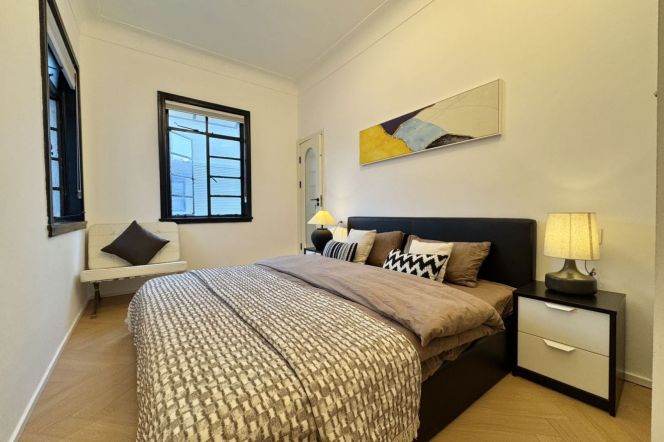 1Terrace, 2Br 2Ba 100Sqm, West nanjing rd., L2/12/13