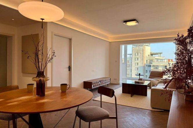 Decent 1 Bedrooms with floor heating in XuHui 