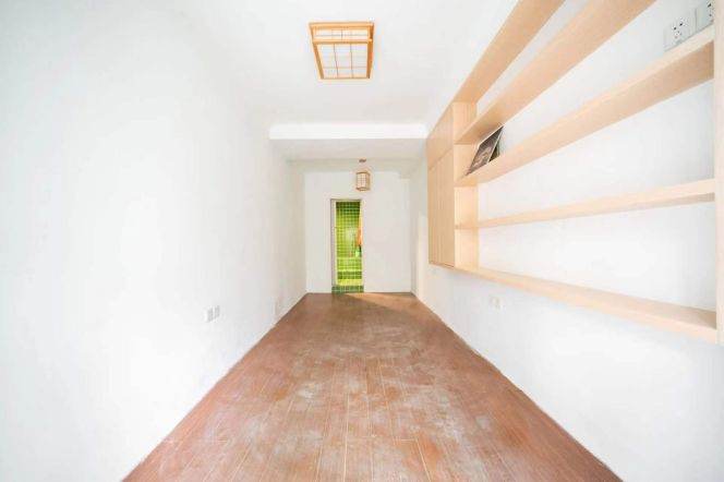 Taiyuan rd Small office for rent @ L9/12 Jiashan rd station