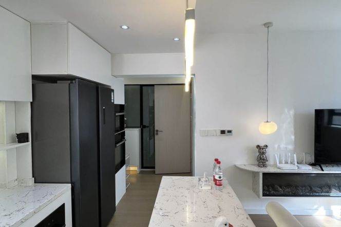 Jing’an Temple -1br free Wifi -convenient location- modern & comfortable 
