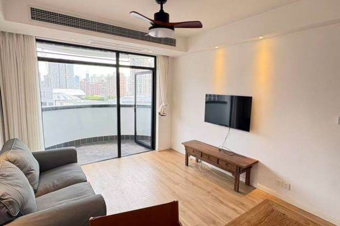 High floor Apt.@ South Shaanxi Rd. Outdoor balcony 