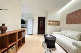 2br, Both rooms r big & almost same size, Big windows, Green view, 10.5K