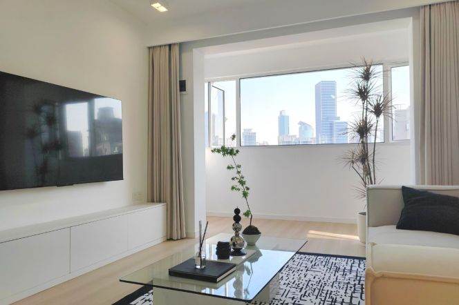 Suzhou River View-3brs 2naths Renovated- Elevator -Jing’an 