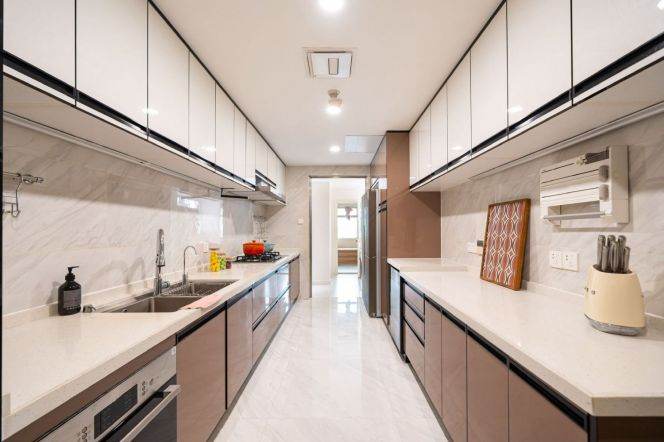 Brand new decoration3brs  with floor heating and river view in  Pudong area