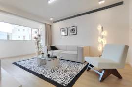 Suzhou River View-3brs 2naths Renovated- Elevator -Jing’an 