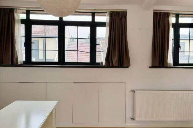 Jiaotong University 2BR 2BATH with balcony