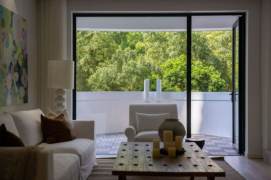 2bedrooms with  big terrance Near west NanJin road 