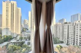 Modern 2brs with balcony in Xintiandi area