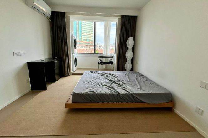 Nice south/north layout 2br Apt in Wuyuan Road