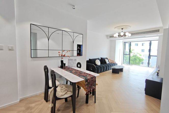 Charming bright 3brs 2bathrooms L10/15