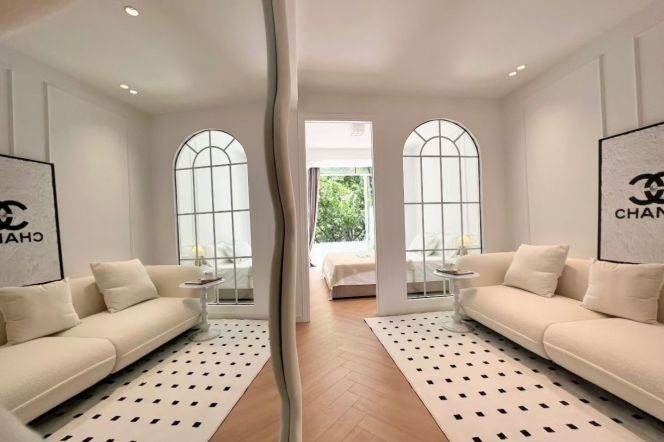 Modern 1br+terrace Nr jiaotong university M10/11.
