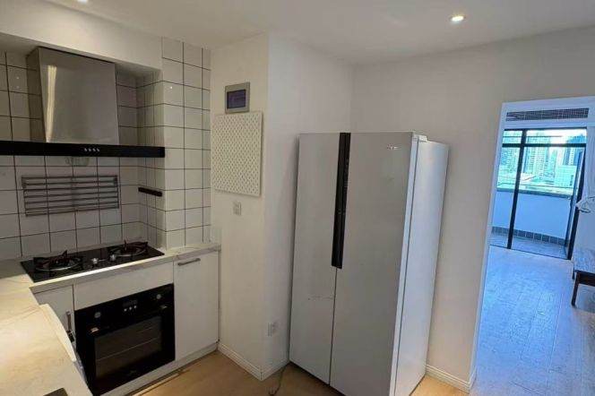 High floor Apt.@ South Shaanxi Rd. Outdoor balcony 