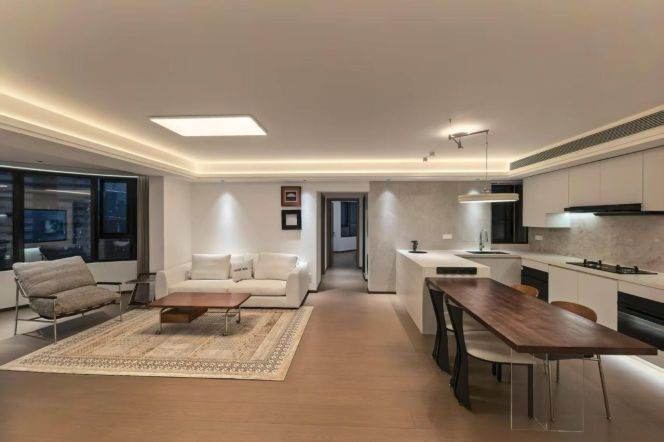 Modern 2brs with floor heating and balcony nearby "Tianzifang"