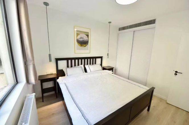 Jiashan rd 1BR apartment