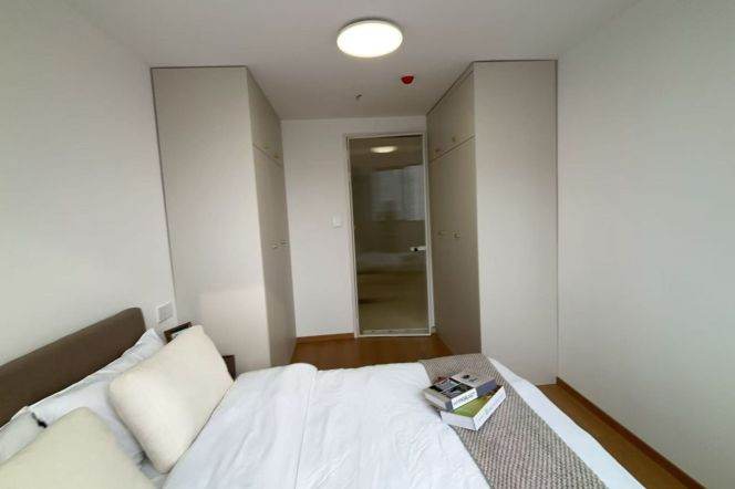   Spacious-Fashion-lift-1Br-Nr Huadong Jiaotong uni-Caoyang rd/Putuo area/L3/4/11/13/14