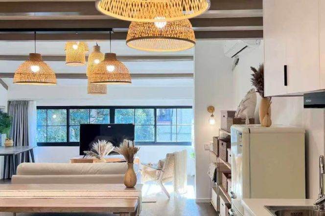 unique 1 bedroom loft Near Taiyuan road 