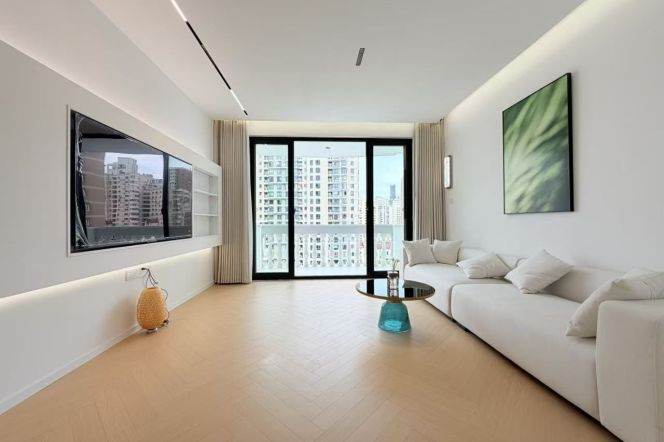 Modern decoration 2brs with balcony and floor heating  in Jing an temple area,