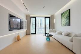 Modern decoration 2brs with balcony and floor heating  in Jing an temple area,