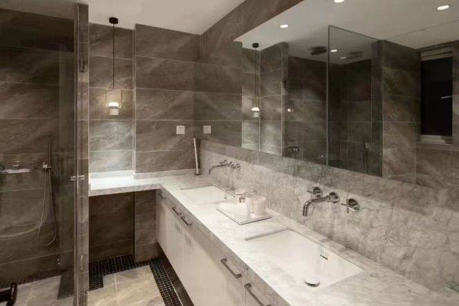 Top floor with Great view 5Br+Terrace